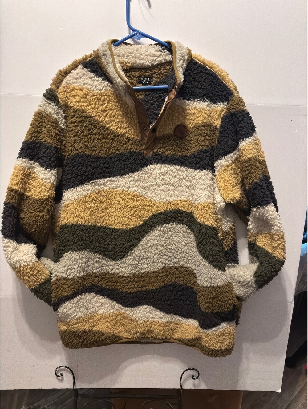 Home Free XL Fleece Pullover Sweater with Button Neck